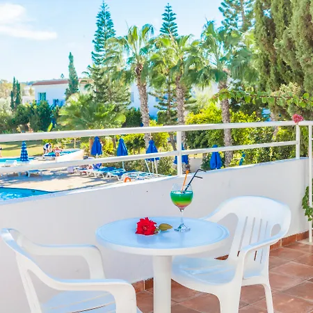 Andreotis Apts Hotel 2*