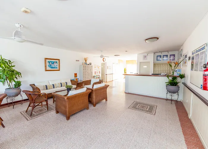 Andreotis Apts ホテル 2*