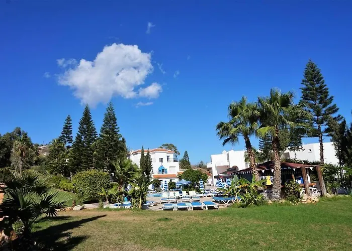 ホテル Andreotis Apts